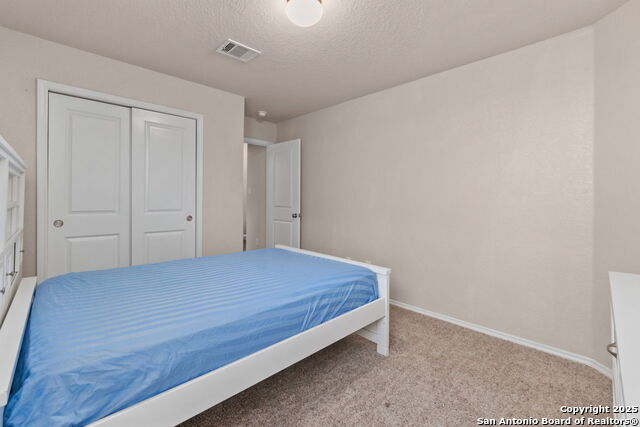 Listing photo id 7 for 10306 Midsummer Mdw