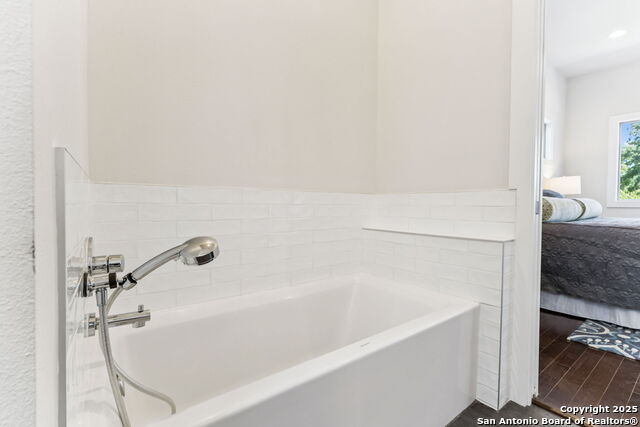 Image 24 of 31 For 135 Cedar Street 105