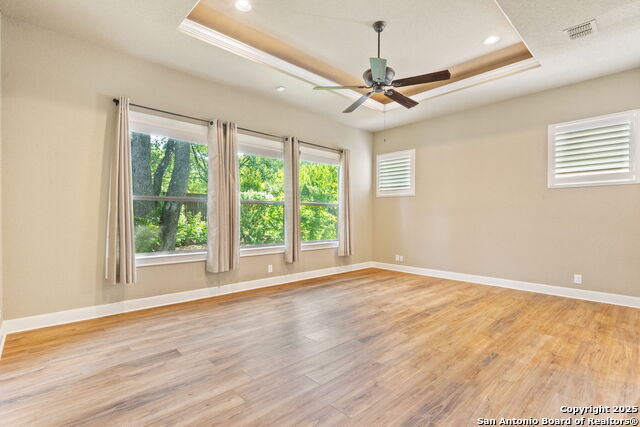 Listing photo id 10 for 209 Well Spgs
