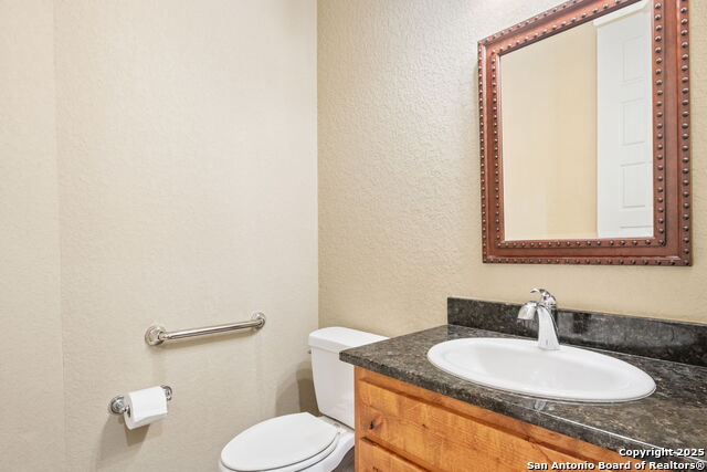 Listing photo id 18 for 209 Well Spgs