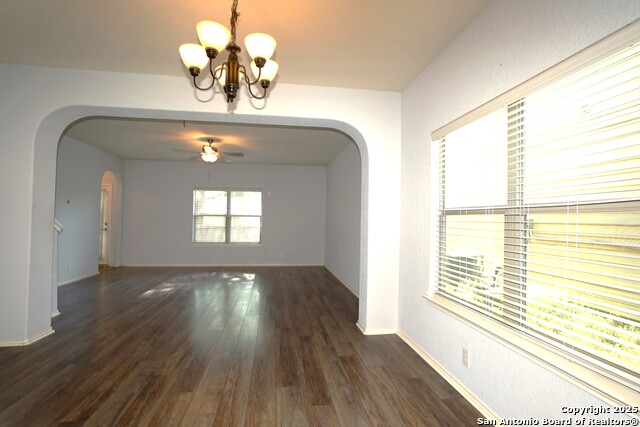Image 5 of 26 For 8527 Pecan Cross