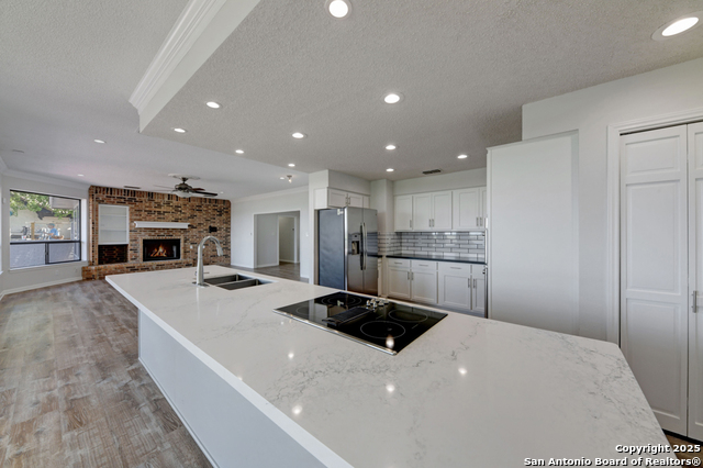 Image 24 of 46 For 2557 Glenn Drive