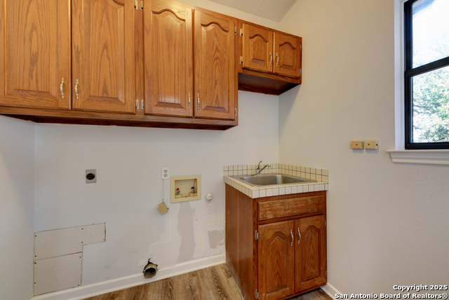 Image 30 of 46 For 2557 Glenn Drive