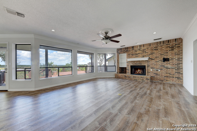 Image 7 of 46 For 2557 Glenn Drive