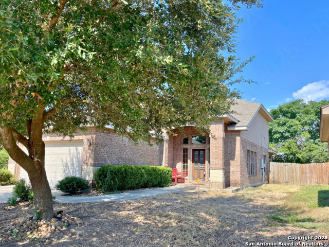 Listing photo id 1 for 3843 Bogie Way