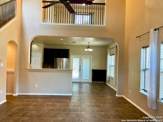 Listing photo id 3 for 3843 Bogie Way