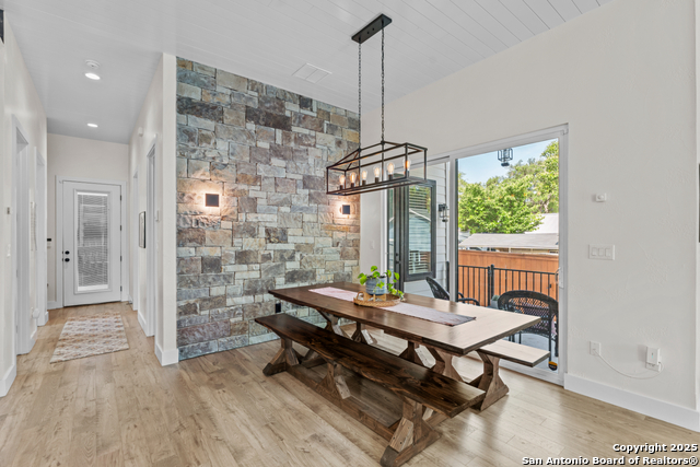 Image 7 of 30 For 670 Magazine Ave