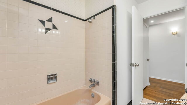 Image 14 of 19 For 8523 Sagebrush