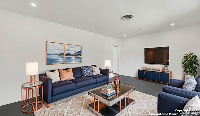 Image 5 of 19 For 8523 Sagebrush