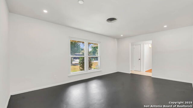 Image 9 of 19 For 8523 Sagebrush