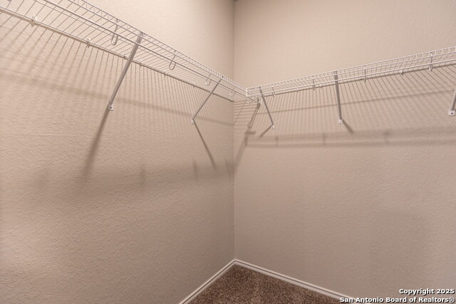 Listing photo id 19 for 535 Pleasanton