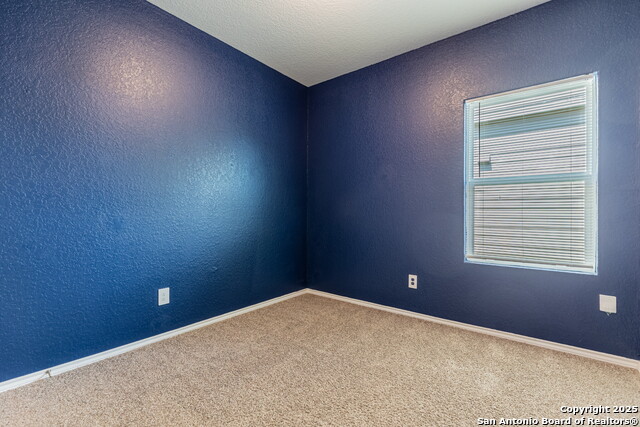 Listing photo id 20 for 535 Pleasanton