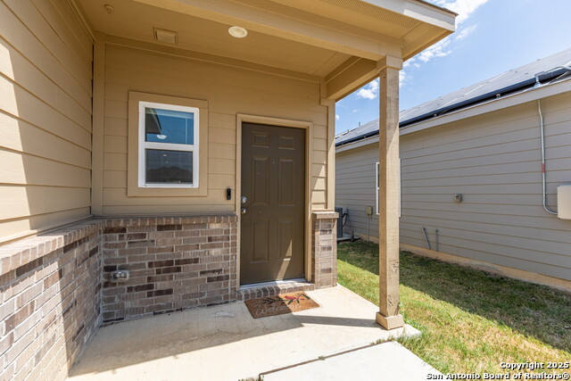 Listing photo id 2 for 535 Pleasanton