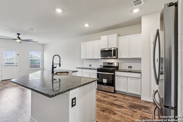 Image 11 of 43 For 4712 Paluxy Trail