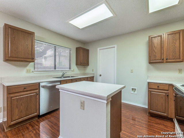 Image 10 of 25 For 10114 Sandbrook Hill