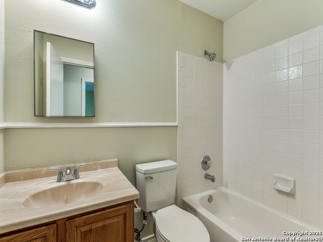 Image 17 of 25 For 10114 Sandbrook Hill