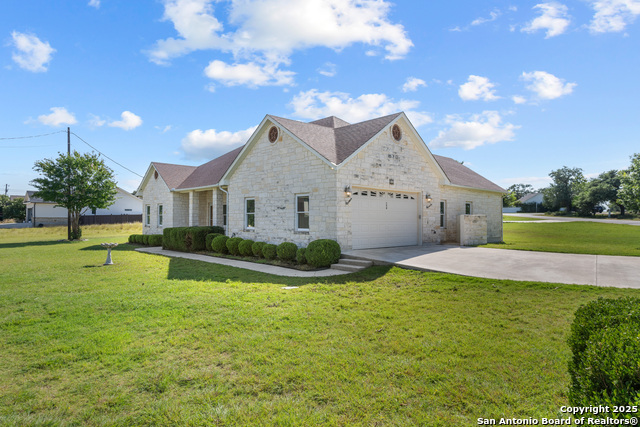 Details for 174 Edgewood Cir, Bandera, TX 78003