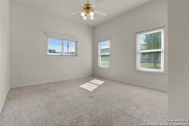 Image 12 of 34 For 174 Edgewood Cir