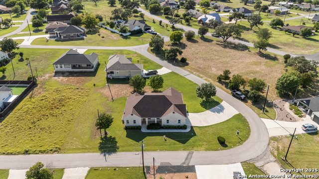 Image 33 of 34 For 174 Edgewood Cir