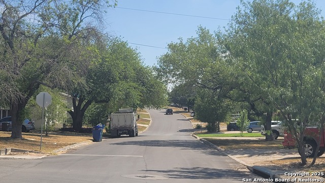 Image 6 of 7 For 3318 Bob Billa