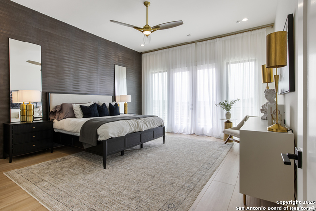 Listing photo id 22 for 9627 Lenox Hill