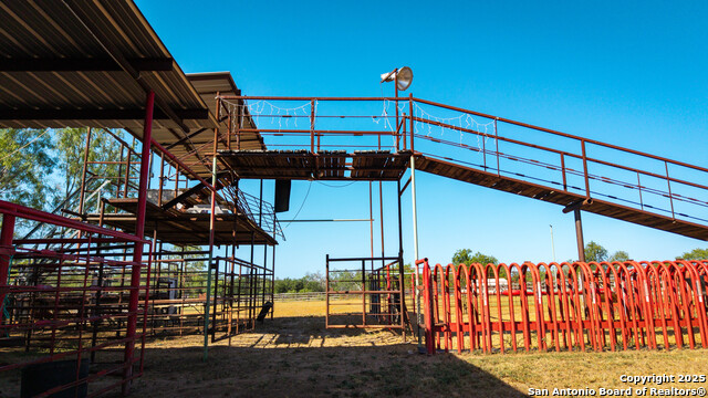 Image 26 of 50 For 1143 State Highway 173