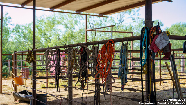 Image 27 of 50 For 1143 State Highway 173