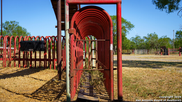 Image 29 of 50 For 1143 State Highway 173