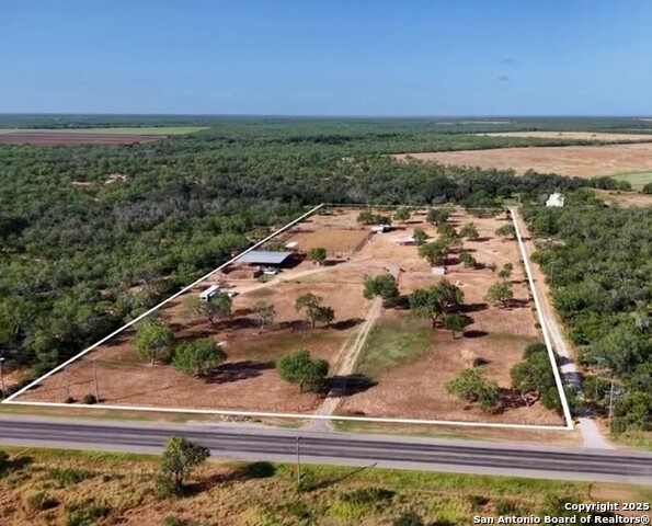 Image 3 of 50 For 1143 State Highway 173