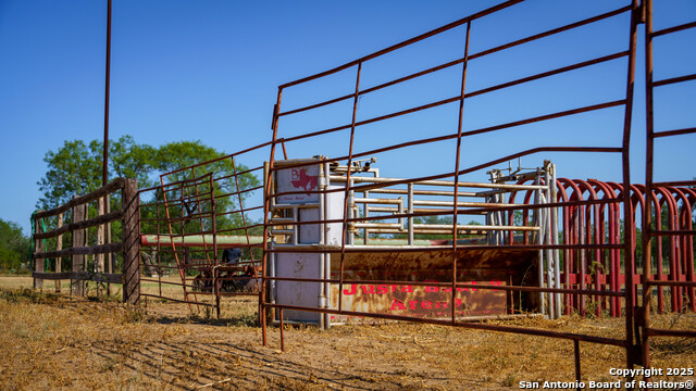 Image 33 of 50 For 1143 State Highway 173