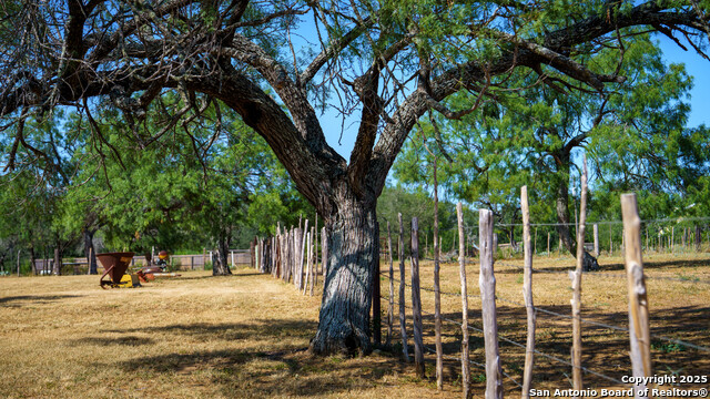 Image 37 of 50 For 1143 State Highway 173