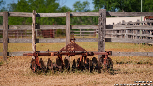Image 40 of 50 For 1143 State Highway 173