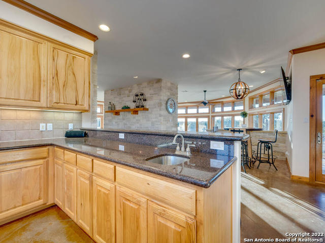 Listing photo id 11 for 24005 Pedernales Canyon Trail