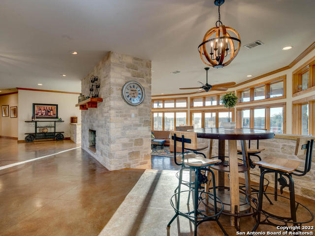 Listing photo id 12 for 24005 Pedernales Canyon Trail