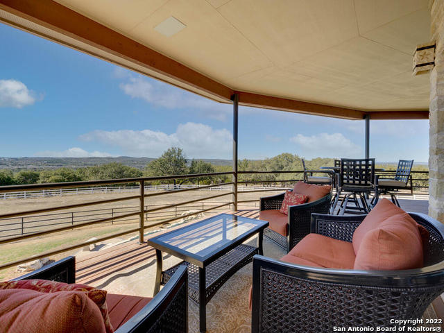 Listing photo id 15 for 24005 Pedernales Canyon Trail