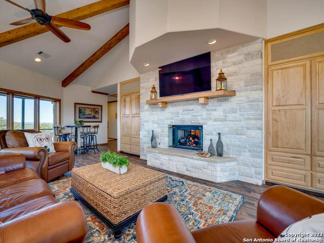 Listing photo id 22 for 24005 Pedernales Canyon Trail