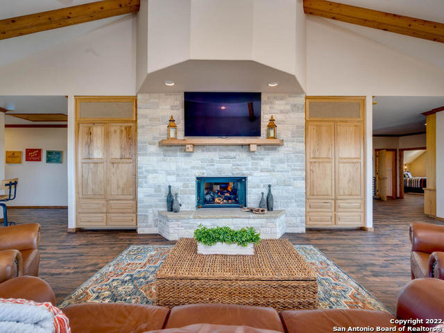 Listing photo id 23 for 24005 Pedernales Canyon Trail