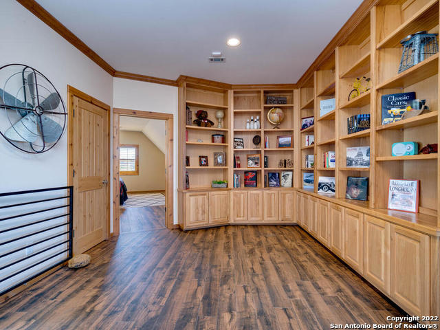 Listing photo id 26 for 24005 Pedernales Canyon Trail