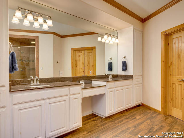 Listing photo id 30 for 24005 Pedernales Canyon Trail