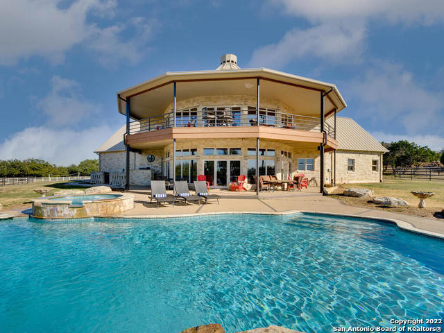 Listing photo id 35 for 24005 Pedernales Canyon Trail