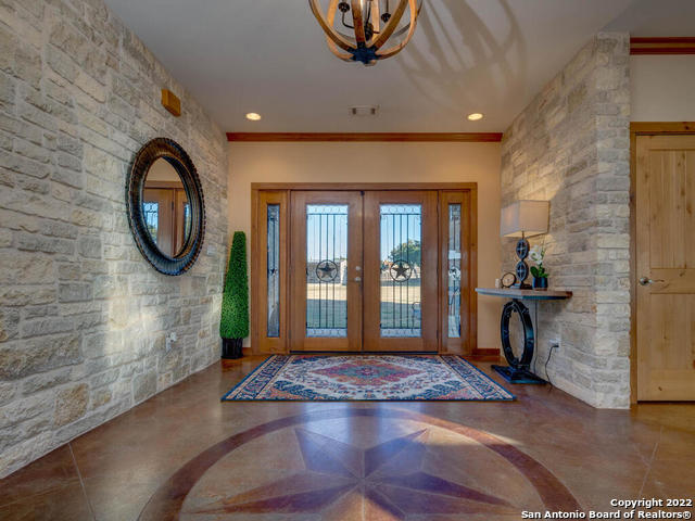 Listing photo id 2 for 24005 Pedernales Canyon Trail