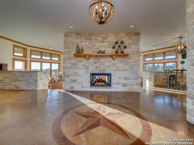 Listing photo id 5 for 24005 Pedernales Canyon Trail