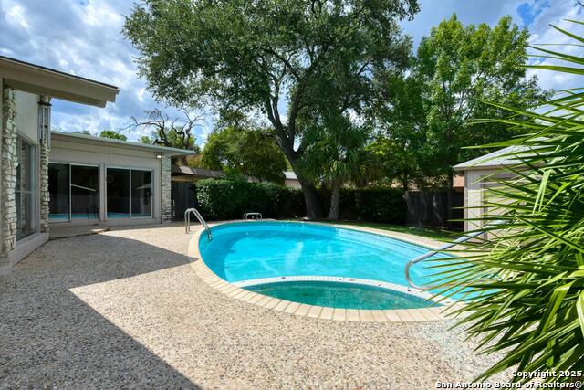 Image 32 of 35 For 9410 Ranchero St