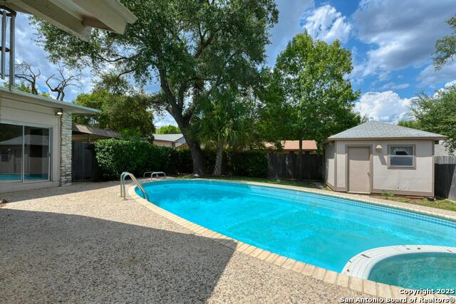 Image 33 of 35 For 9410 Ranchero St