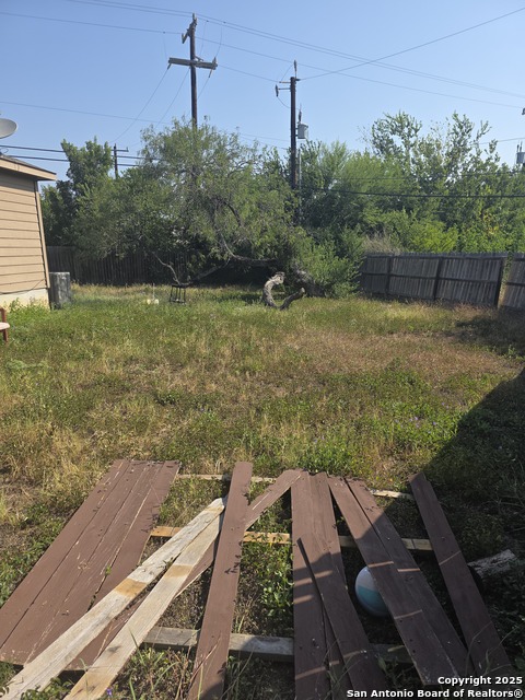 Image 14 of 15 For 4606 Le Villas