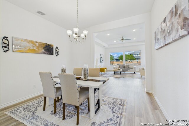 Listing photo id 13 for 287 Poe Parkway