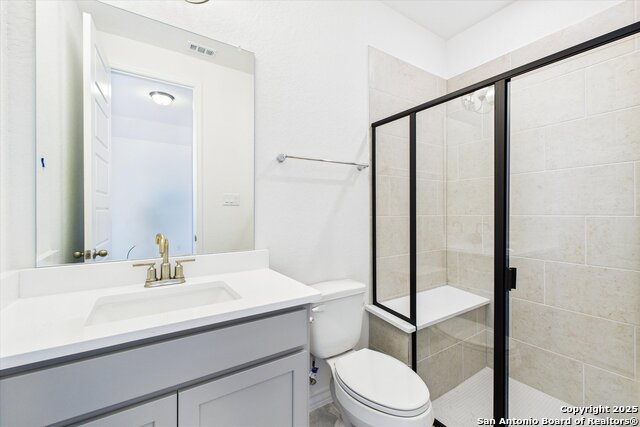 Listing photo id 16 for 287 Poe Parkway