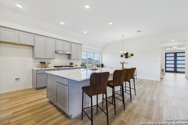 Listing photo id 22 for 287 Poe Parkway
