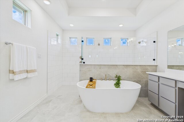Listing photo id 36 for 287 Poe Parkway