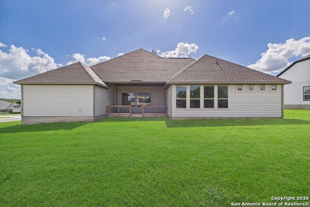 Listing photo id 40 for 287 Poe Parkway